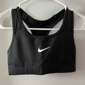 Nike racer back sports bra